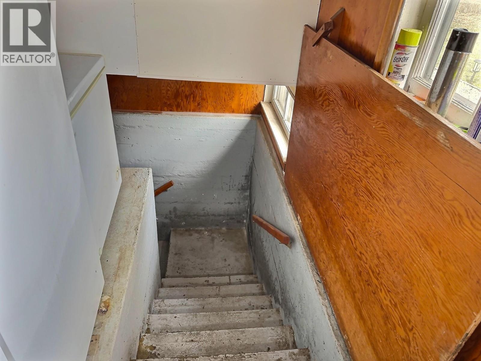 213 BELL STREET - 14