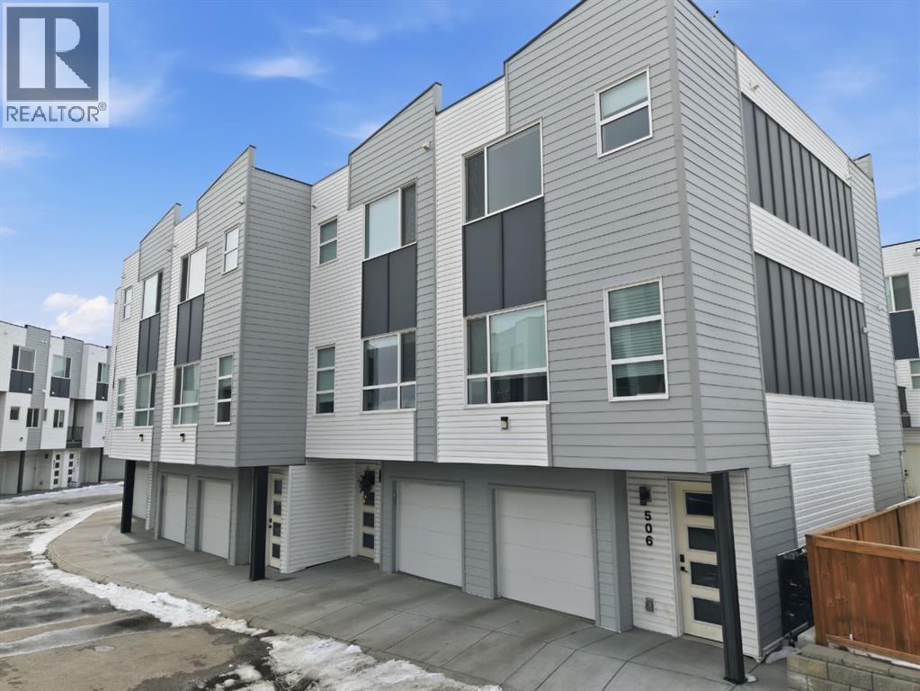 #505 101 PANATELLA SQUARE NW - 1