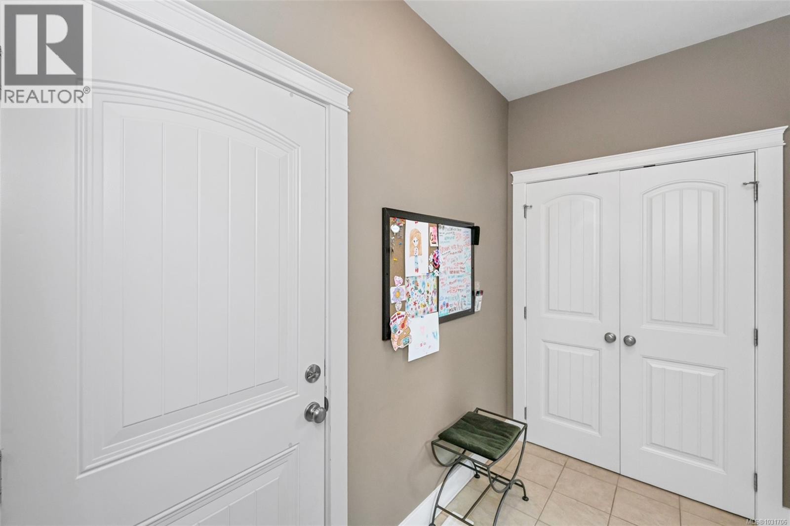 1328 BONNER CRES - 43