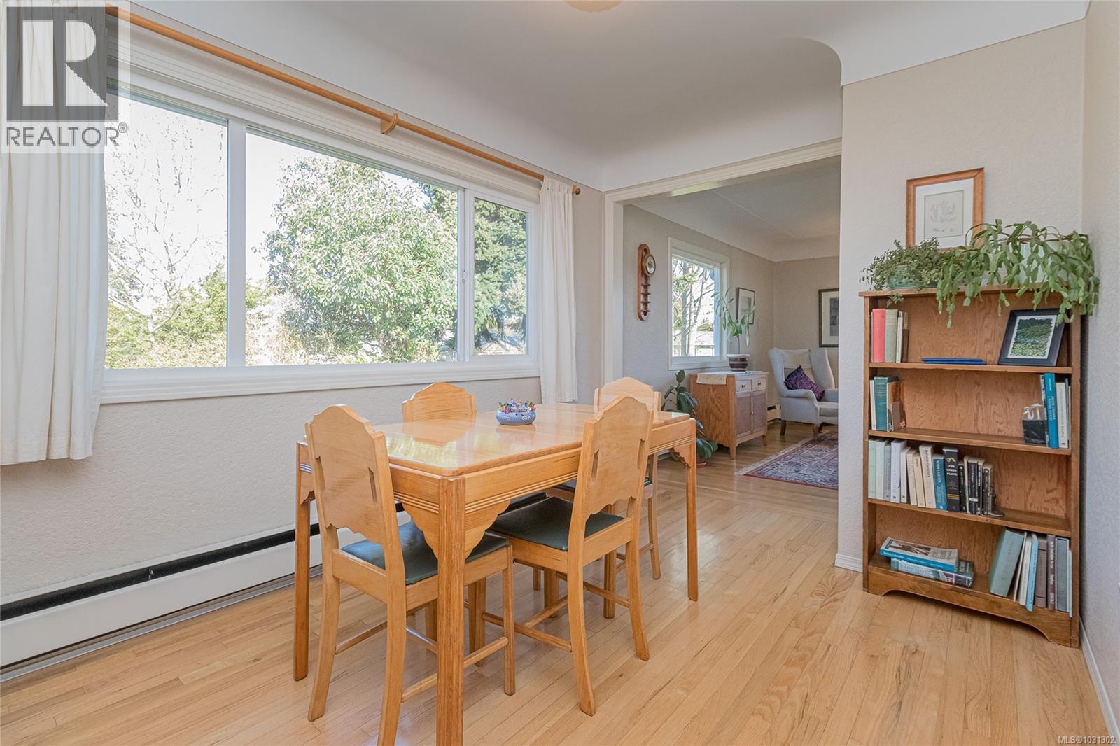 2201 KINROSS AVE - 13