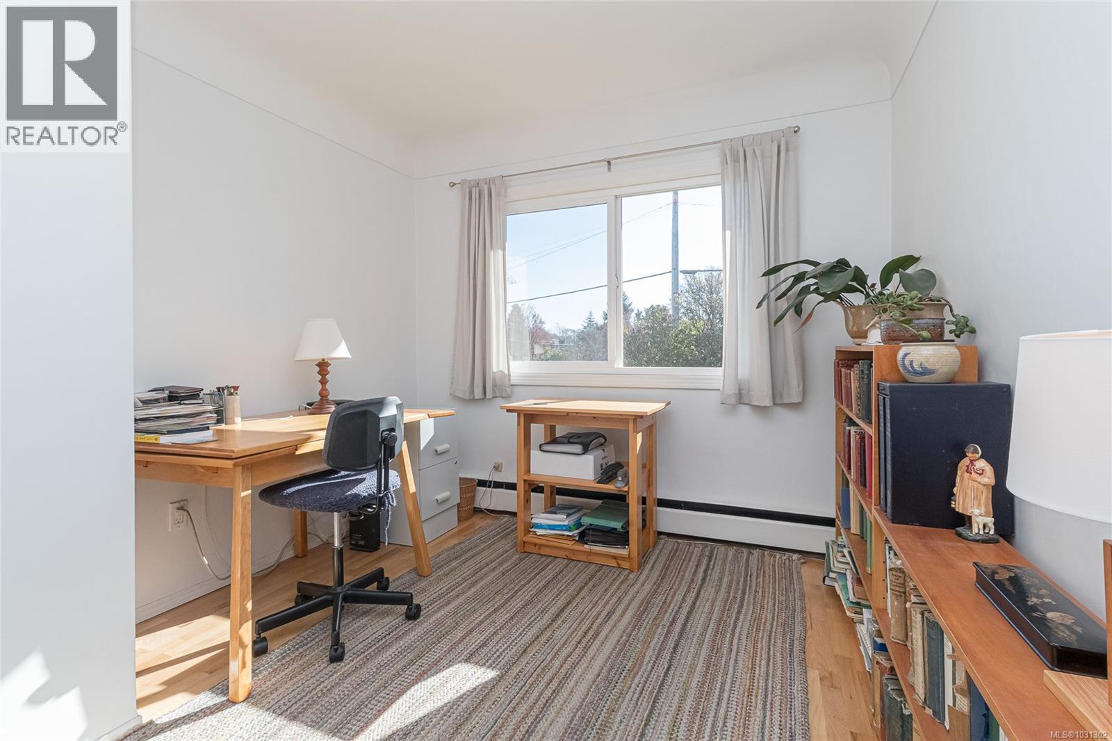 2201 KINROSS AVE - 27