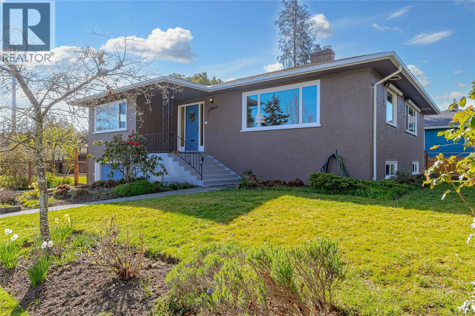 2201 KINROSS AVE - Image 3