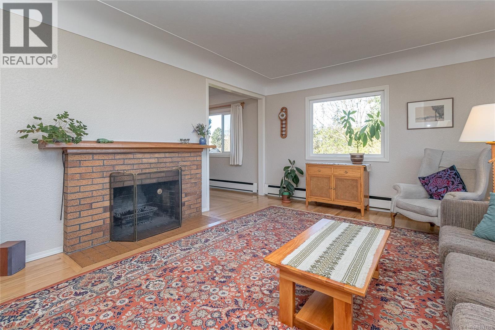 2201 KINROSS AVE - 8