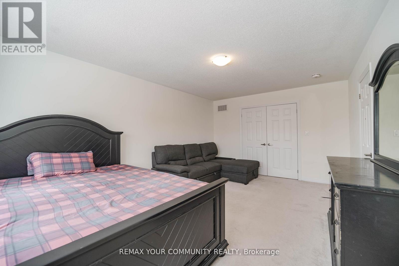 146 FLOOD AVENUE — photo 26