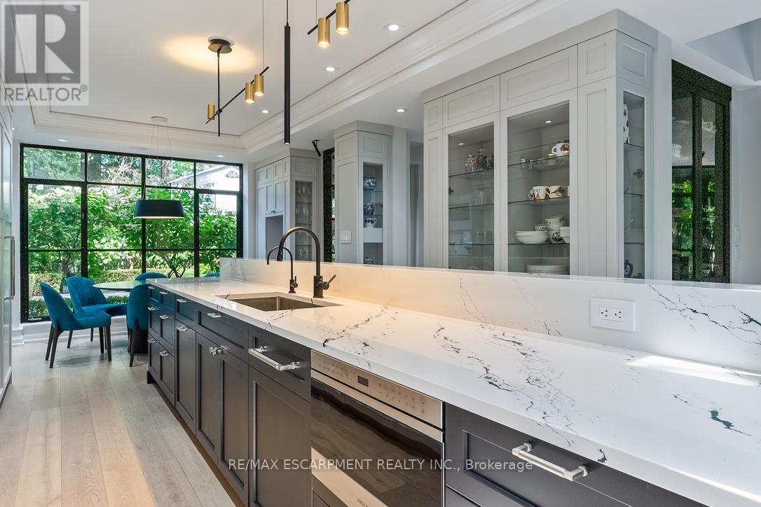 905 SANGSTER AVENUE — photo 14