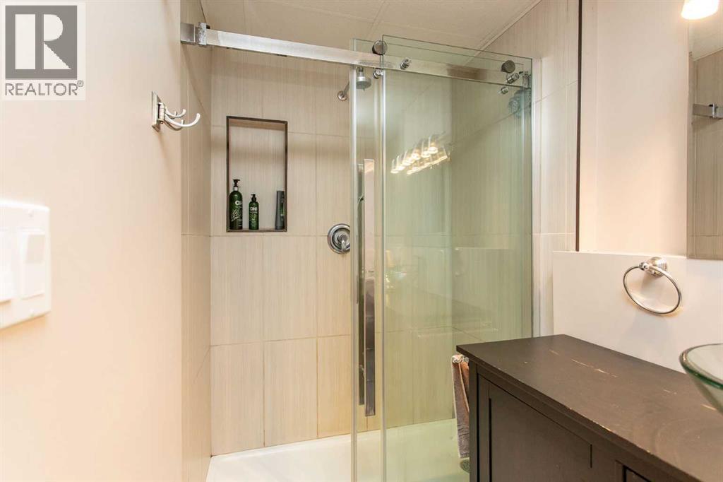 
          150 Robinson Avenue
            <br/>
            <span>Penhold</span>
            , 
            <span>AB</span>
             <span>T0M1R0</span>
         - Photo 23