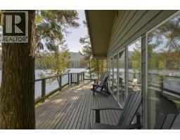 2037 Ida Ave, Shawnigan Lake, BC V0R2W3 Photo 12