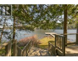 2037 Ida Ave, Shawnigan Lake, BC V0R2W3 Photo 49