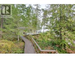 2037 Ida Ave, Shawnigan Lake, BC V0R2W3 Photo 16