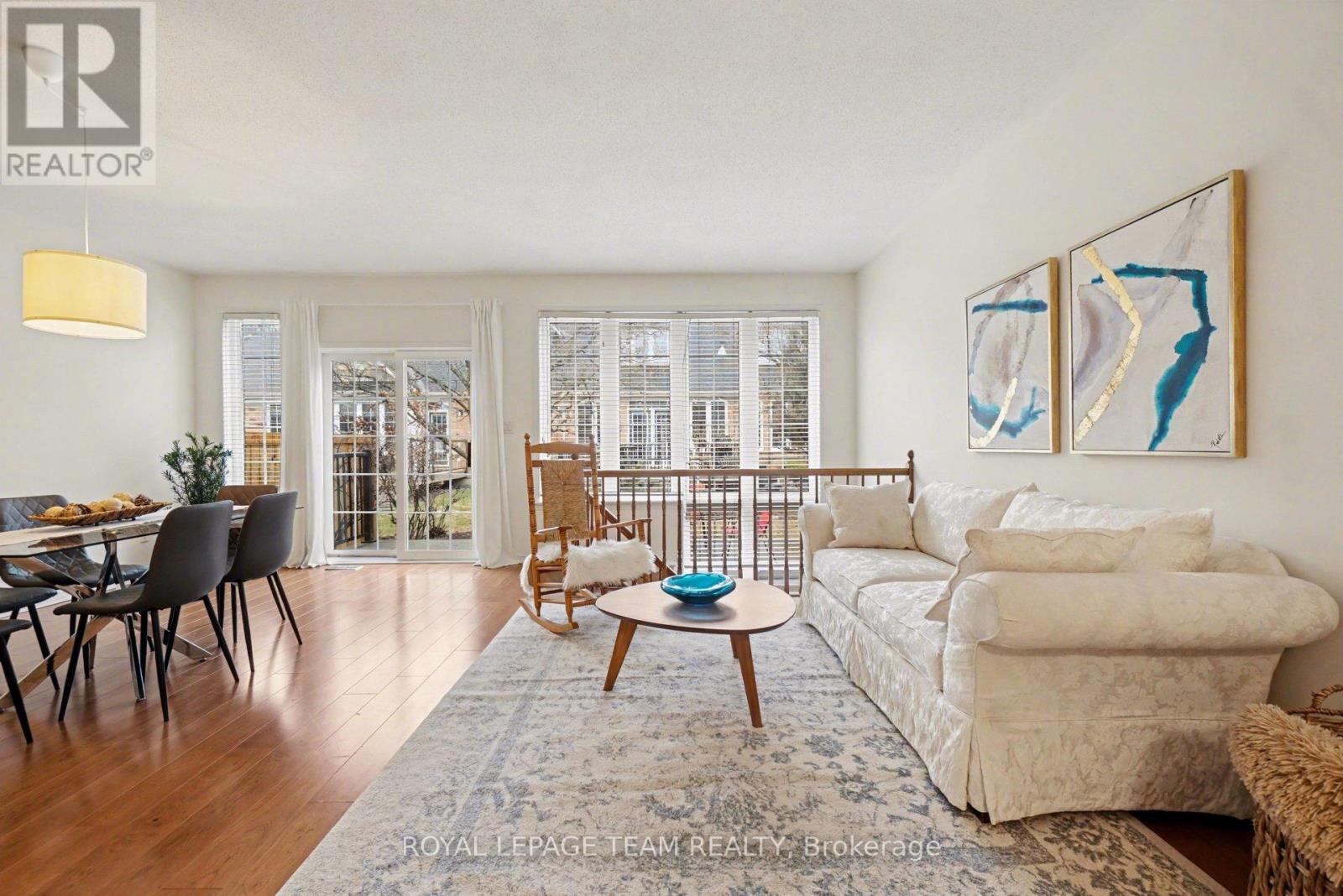 25 SAWCHUK TERRACE - 21