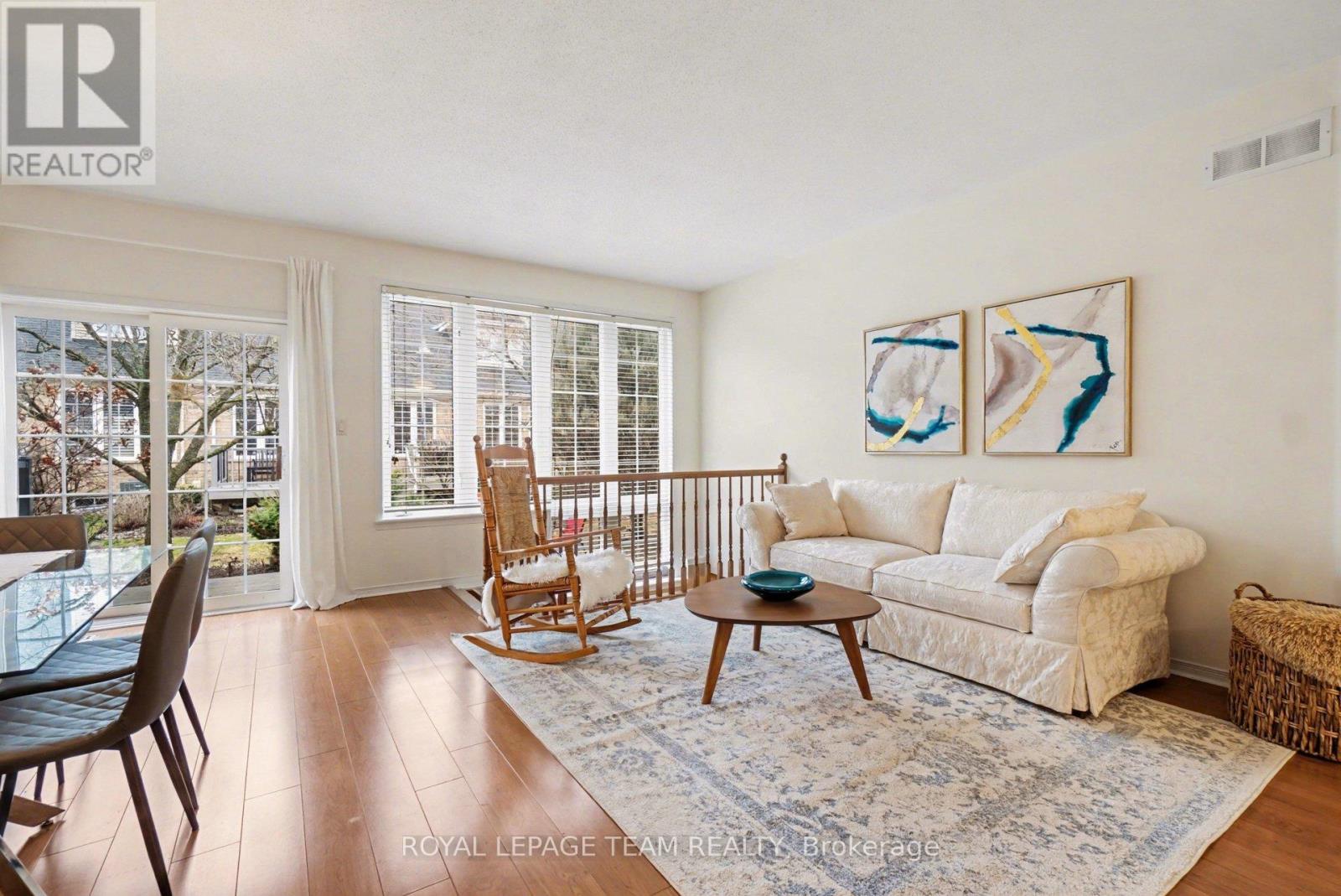 25 SAWCHUK TERRACE - 22