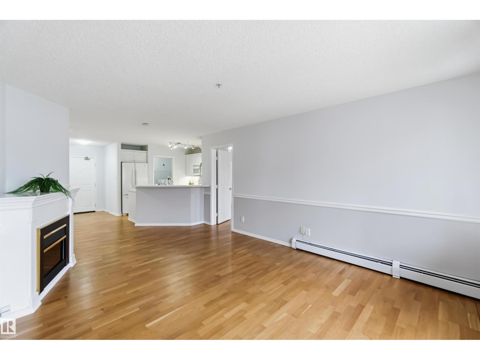 #101 9760 174 ST NW - 16