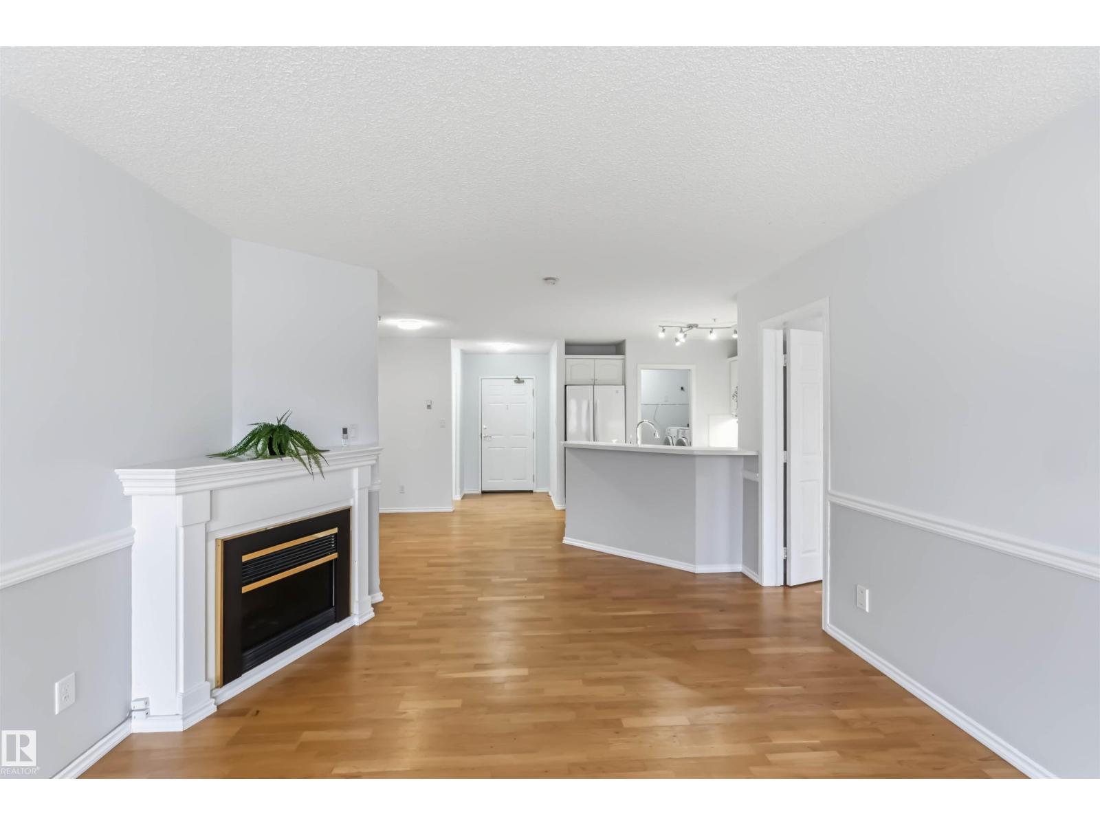 #101 9760 174 ST NW - 17