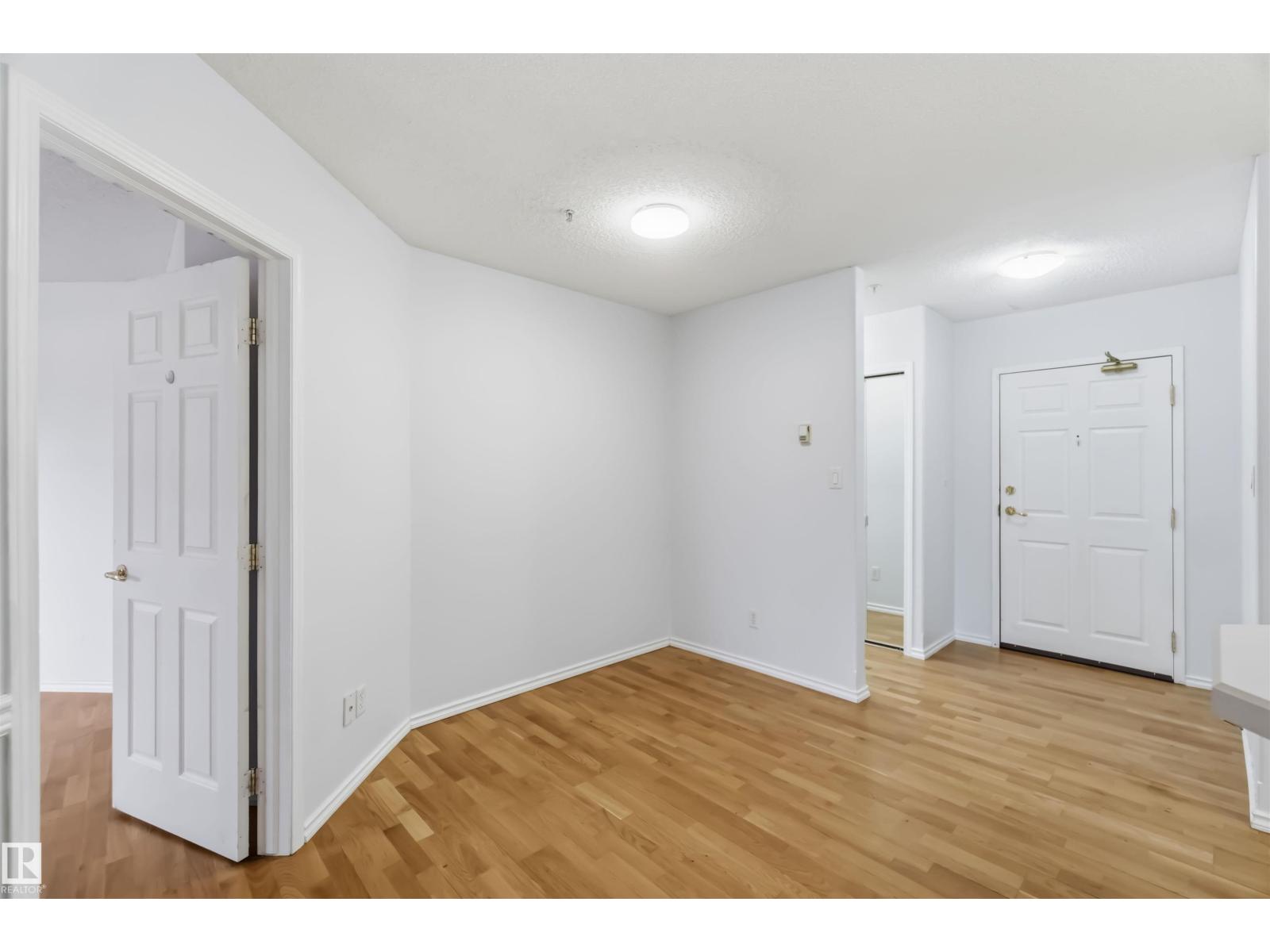 #101 9760 174 ST NW - 9