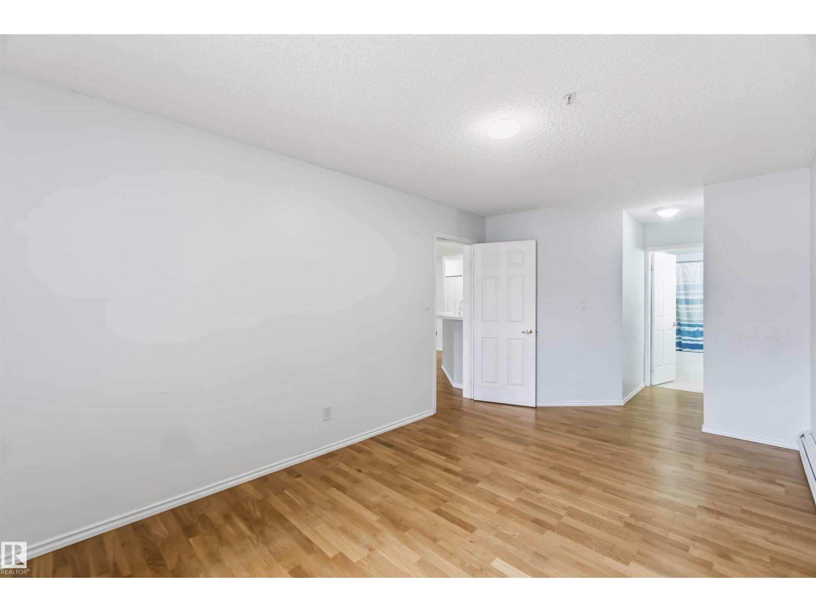 #101 9760 174 ST NW - 30