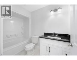 111 Bonnet, Amherstburg, ON N9V0G8 Photo 28