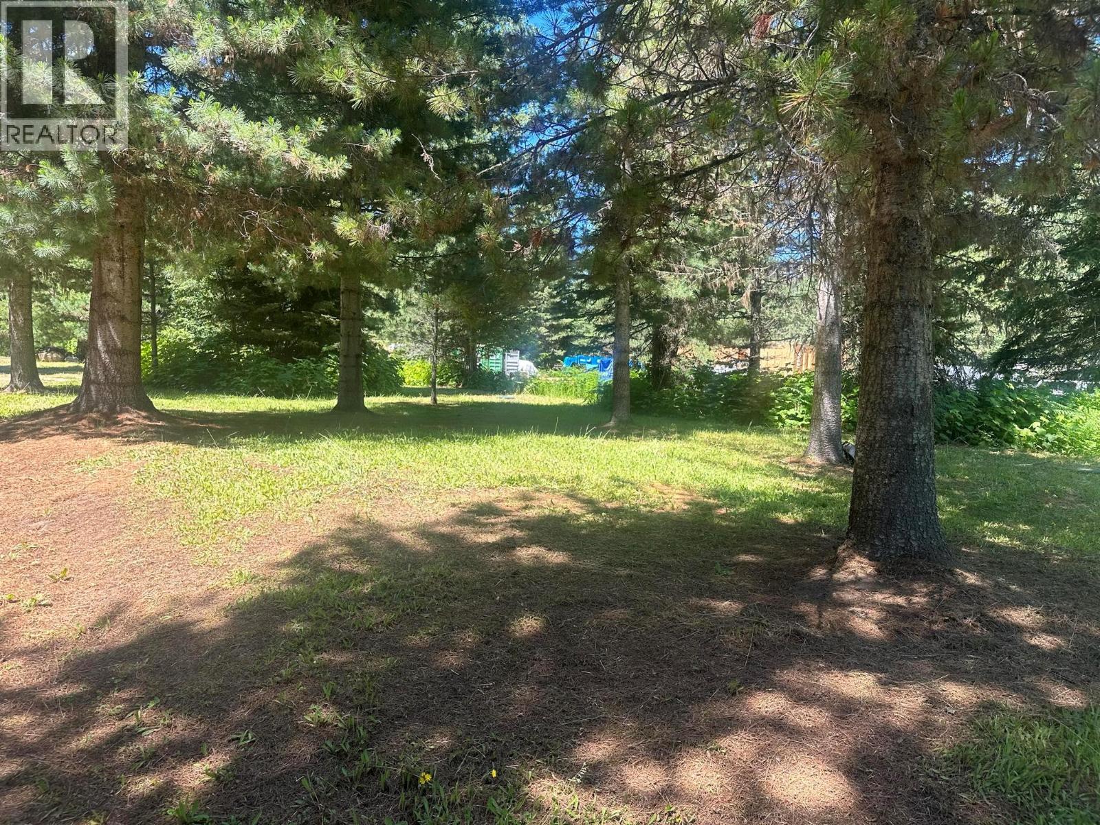 212 ISLAND VIEW Road — photo 4