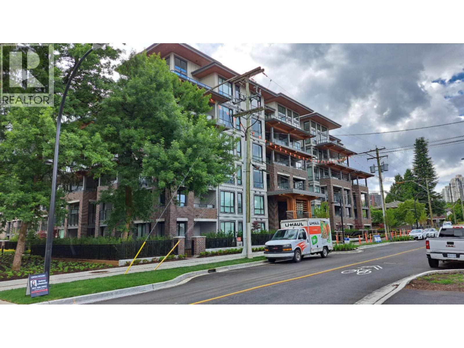 308 7599 15TH STREET