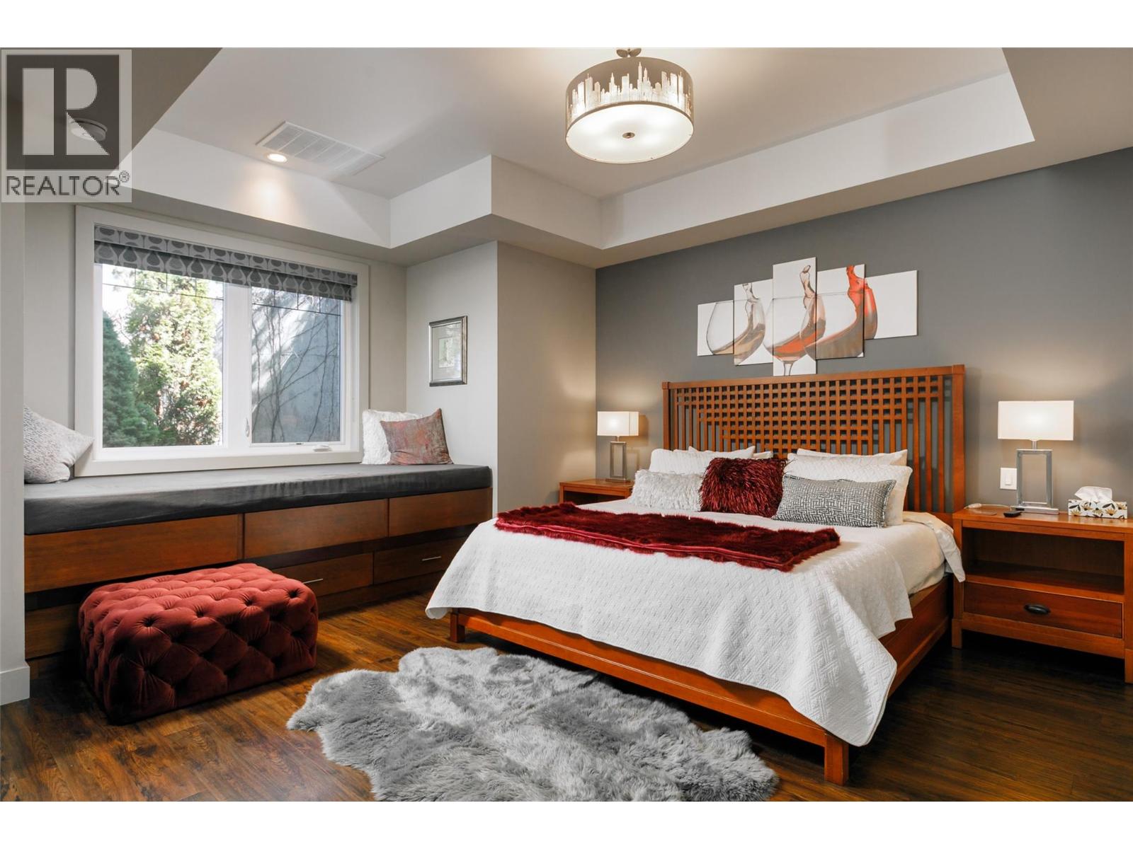  3990 Fairwinds Court, Kelowna