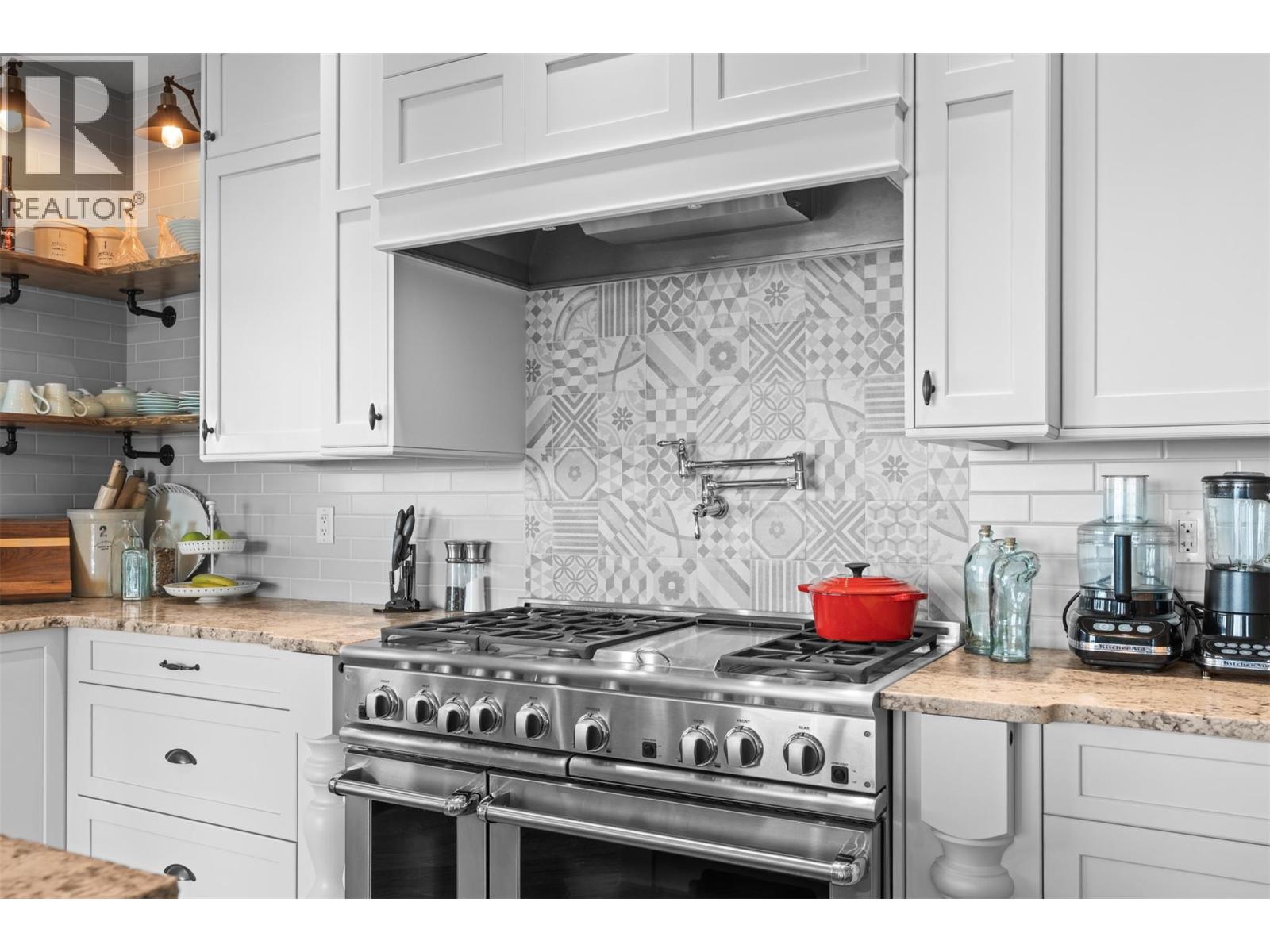 1548 Phoenix Drive, Vernon