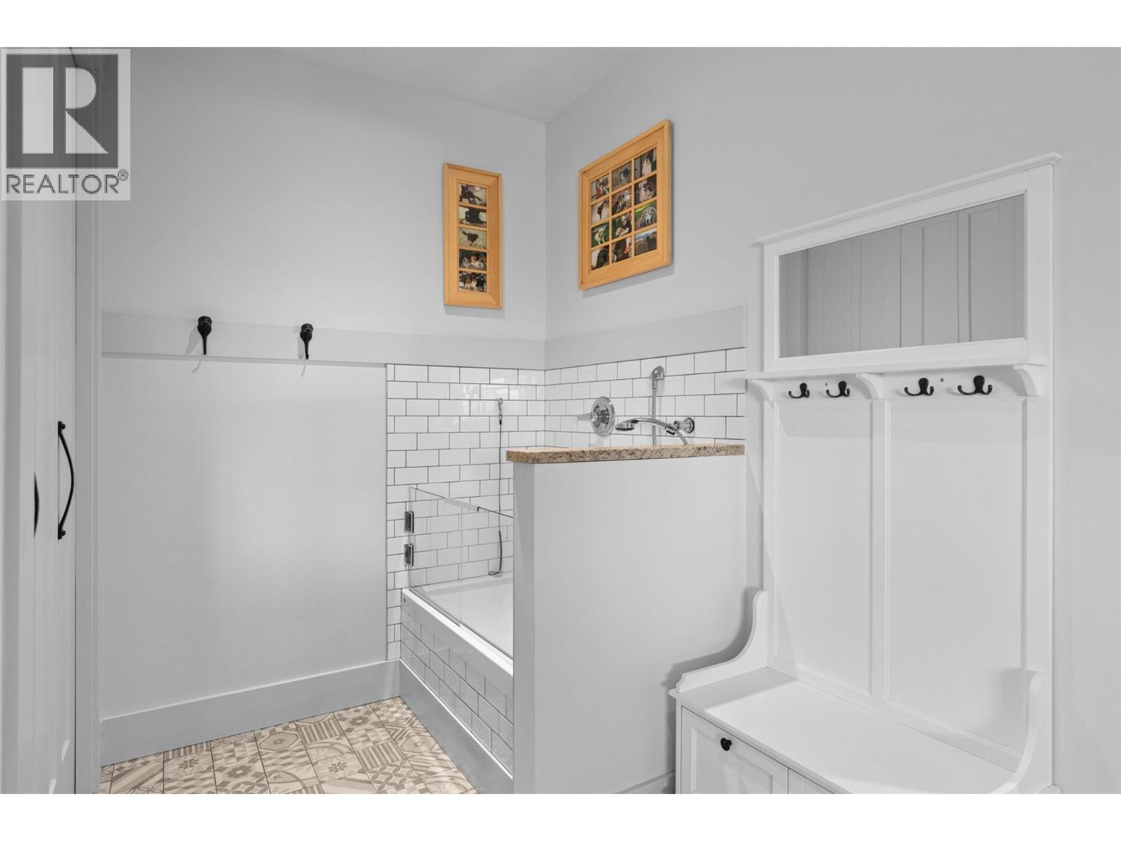 1548 Phoenix Drive, Vernon