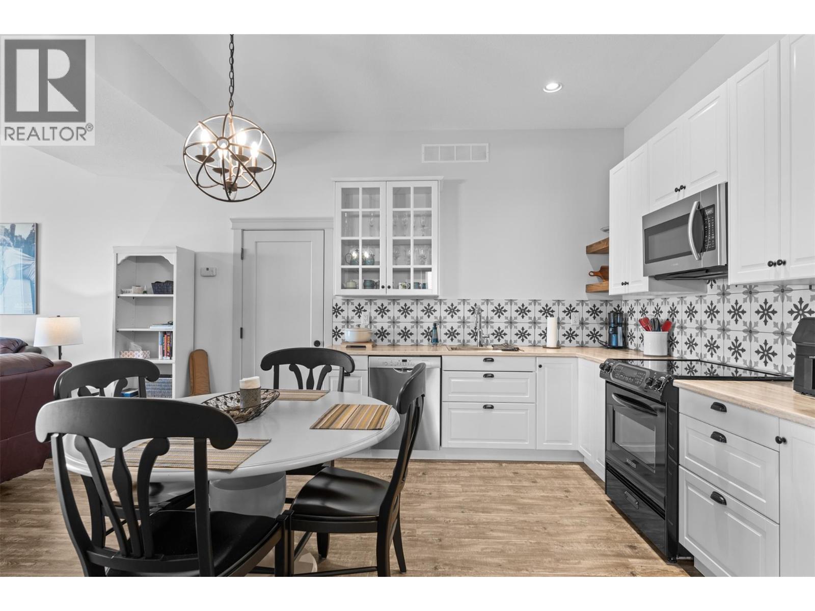 1548 Phoenix Drive, Vernon