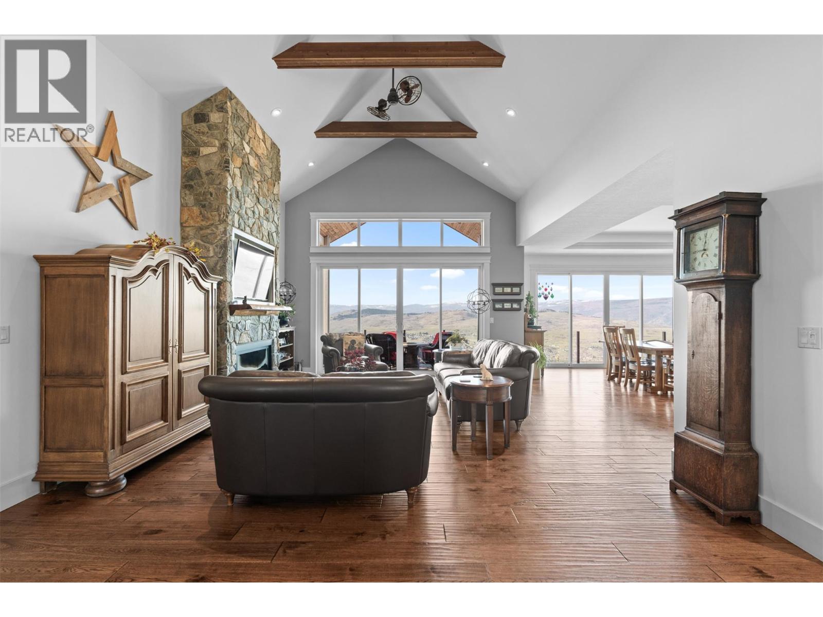 1548 Phoenix Drive, Vernon