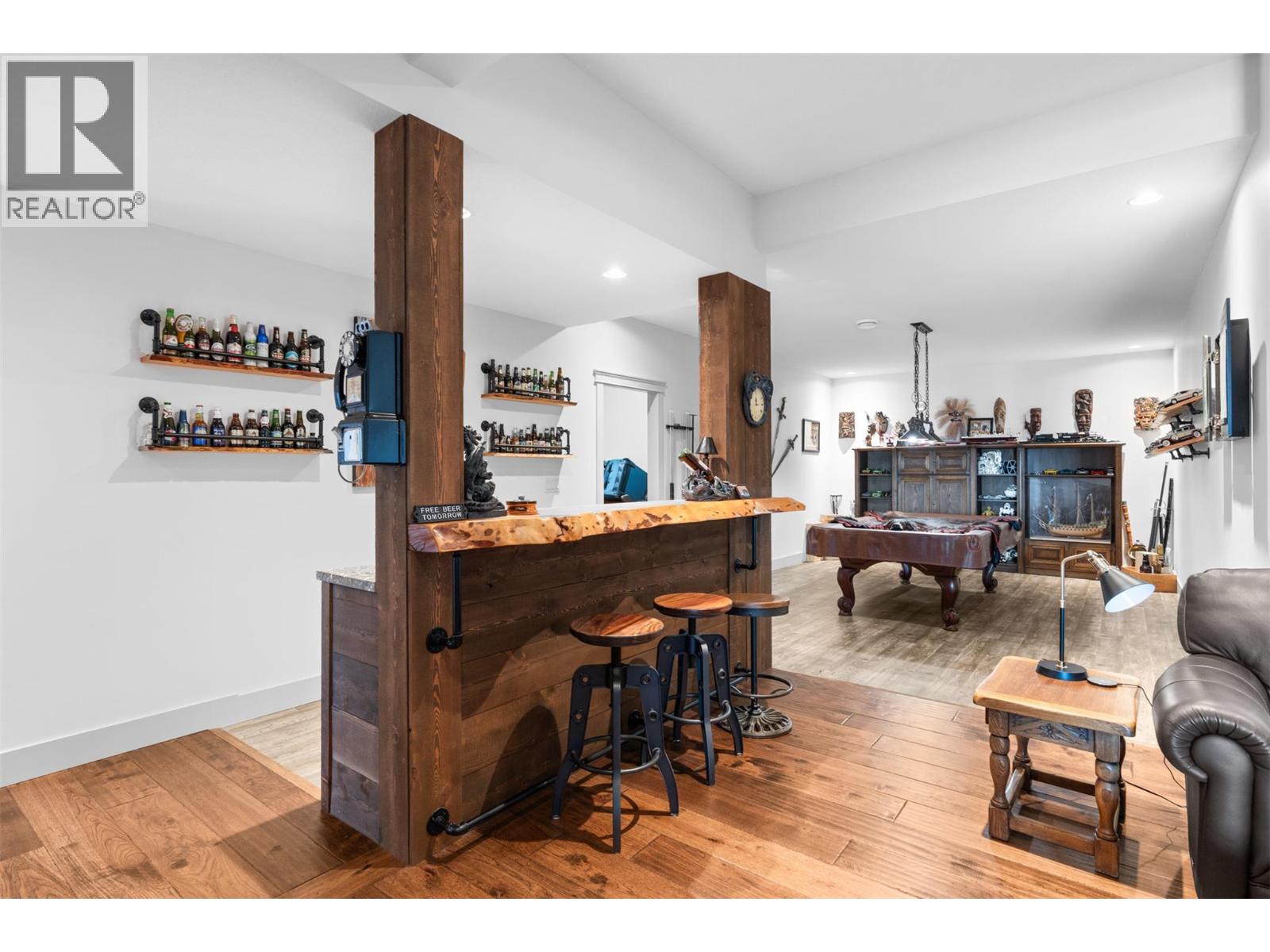 1548 Phoenix Drive, Vernon