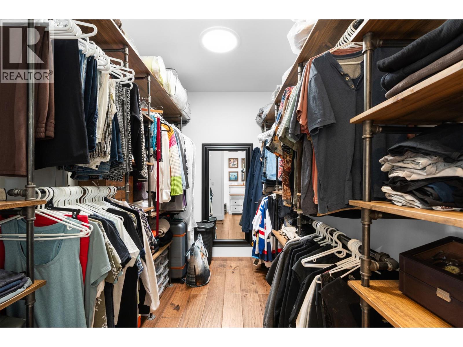 1548 Phoenix Drive, Vernon