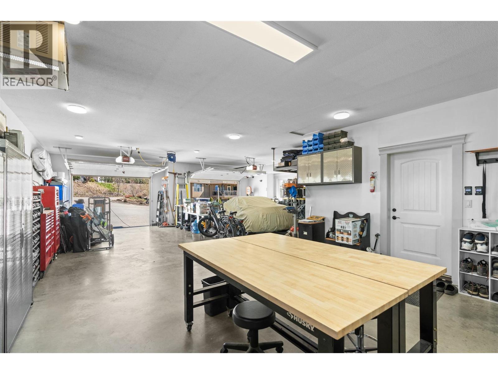 1548 Phoenix Drive, Vernon