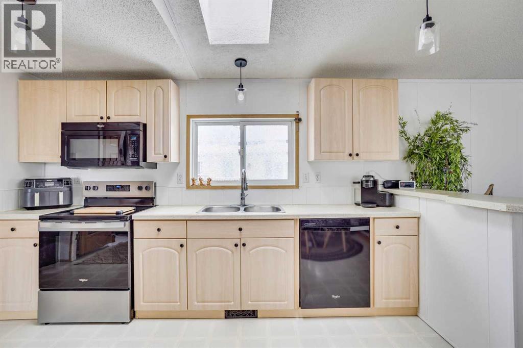 101 Grant Bay, Fort McMurray