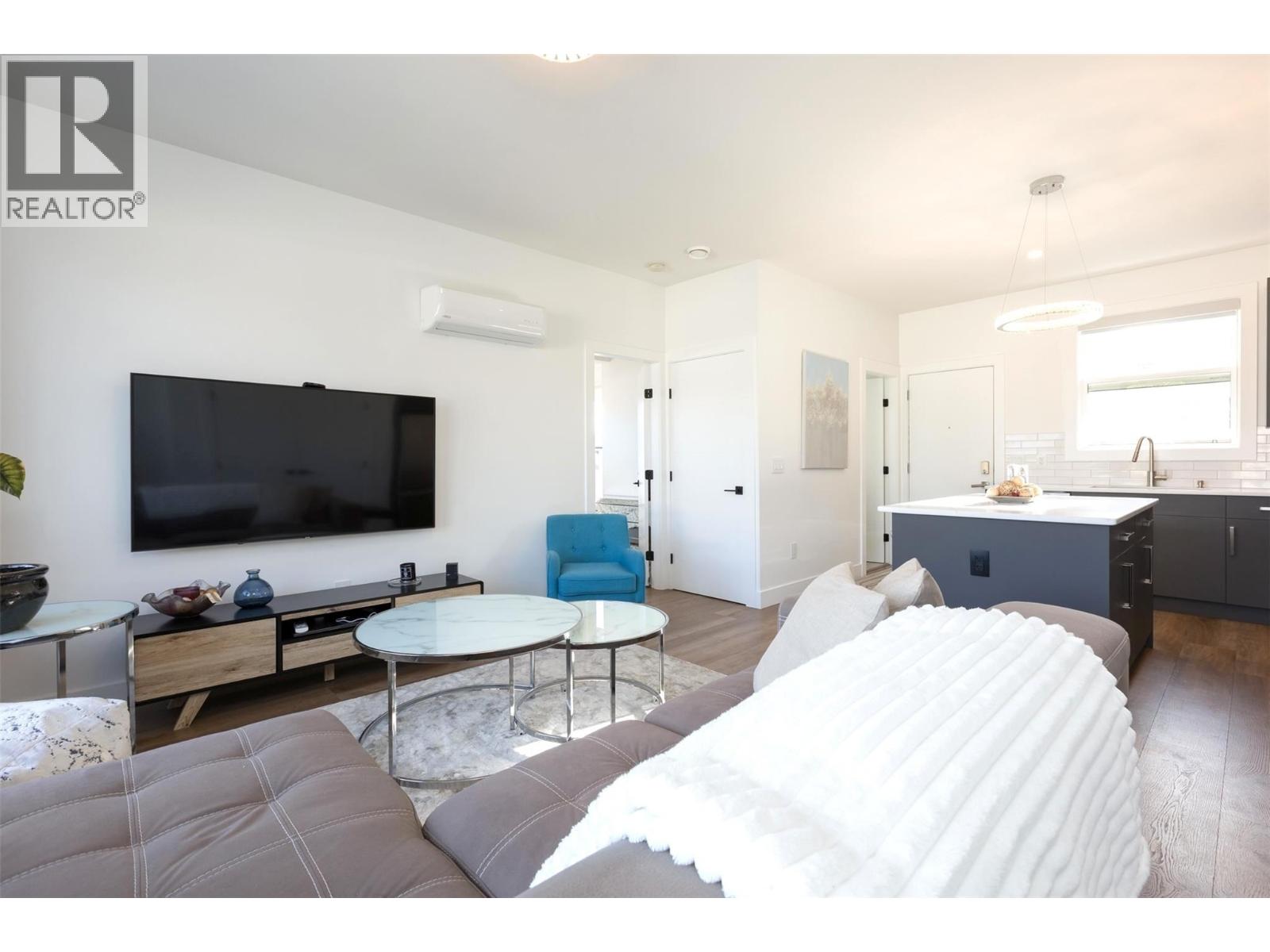  1584 Malbec Place, West Kelowna