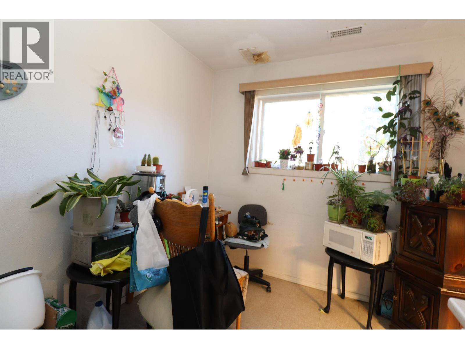 1934 SPRUCE STREET - 11