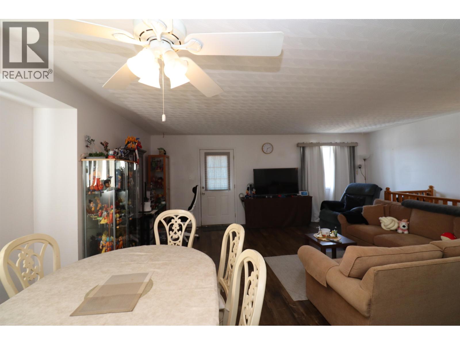 1934 SPRUCE STREET - 8