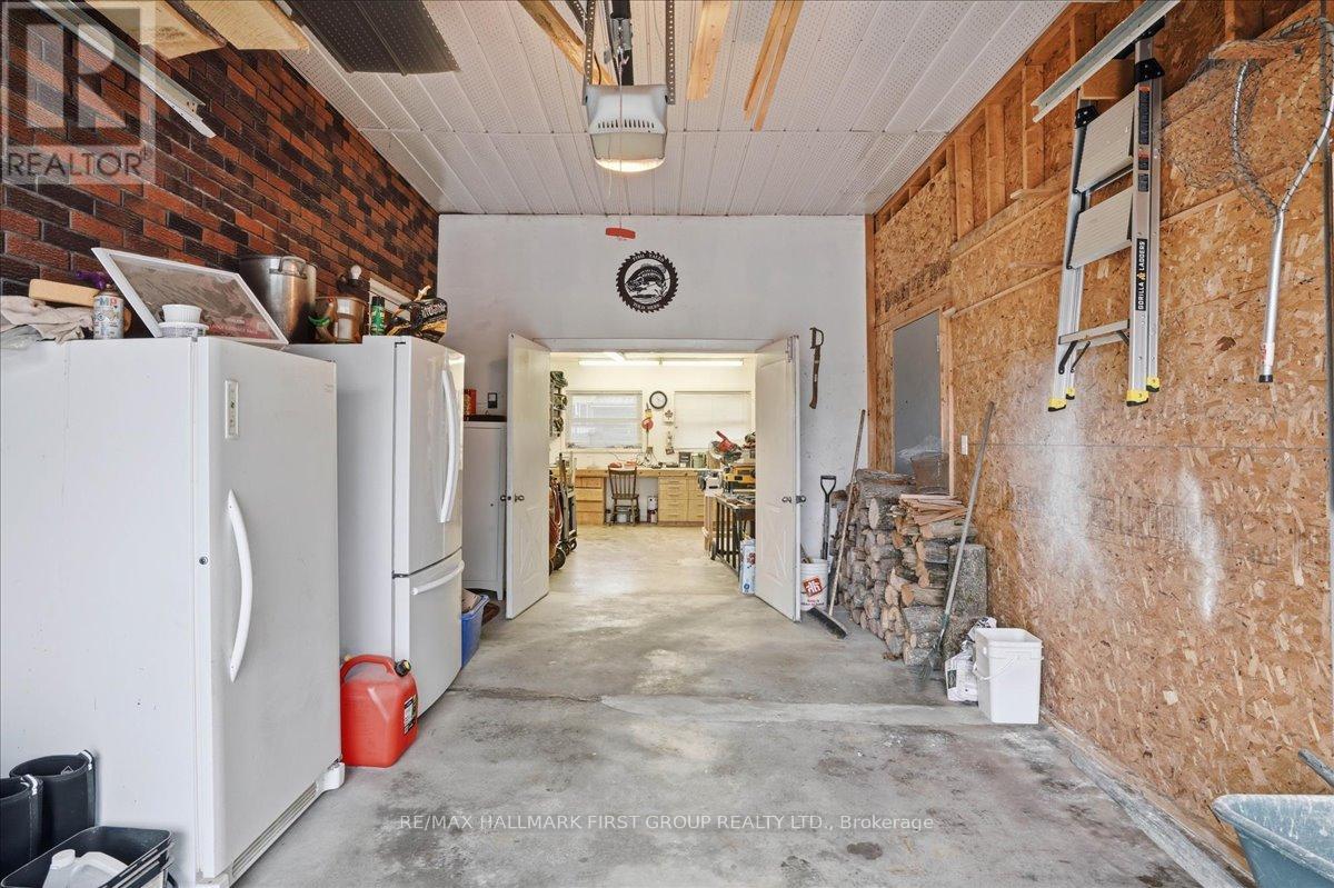 Attached Garage