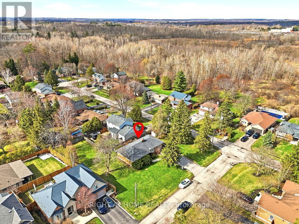 13 WESTVIEW CRESCENT - 19