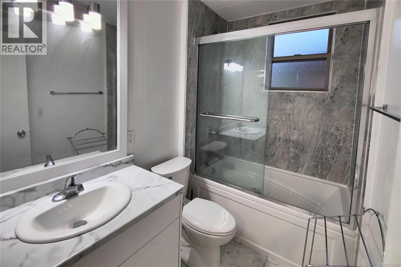 18 GILLESPIE ST S - 11