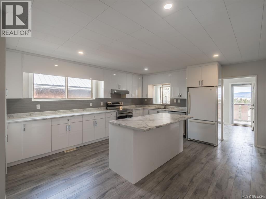 18 GILLESPIE ST S - 24