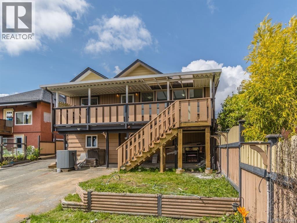 18 GILLESPIE ST S - Image 2