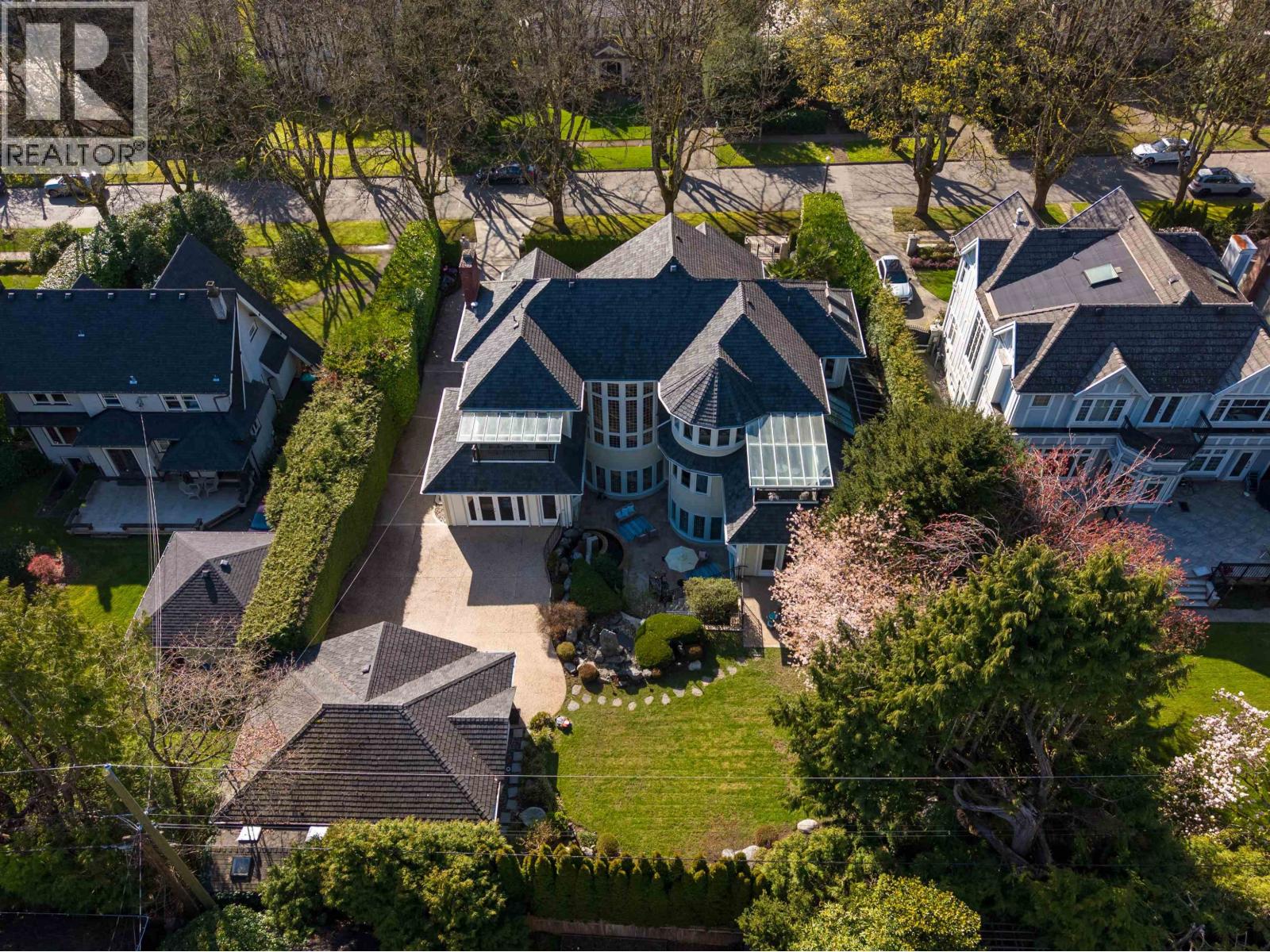 6388 WILTSHIRE STREET, Vancouver