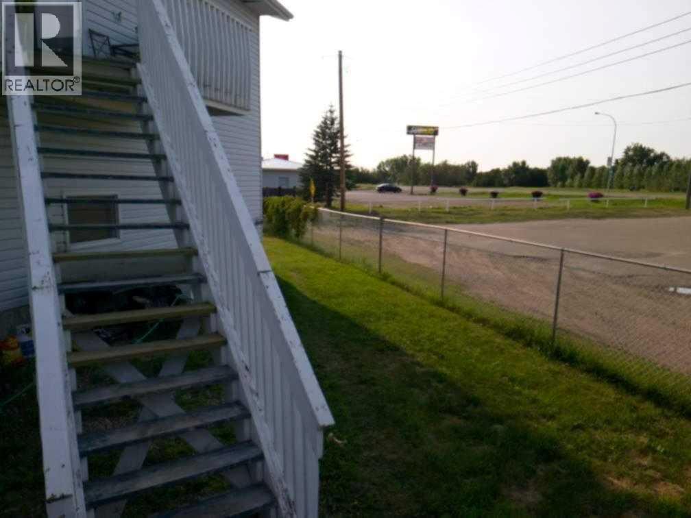 702 10 Avenue - 42