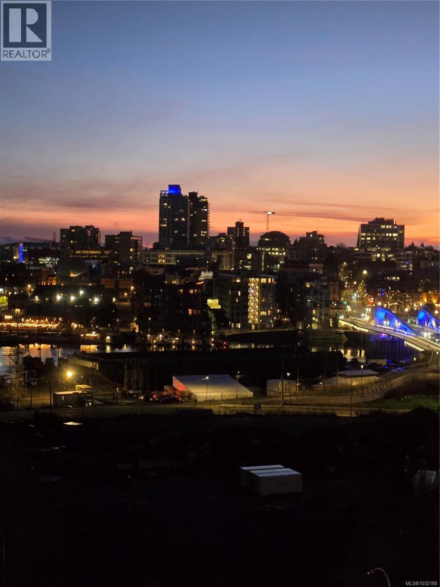 613 100 Saghalie Road, Victoria