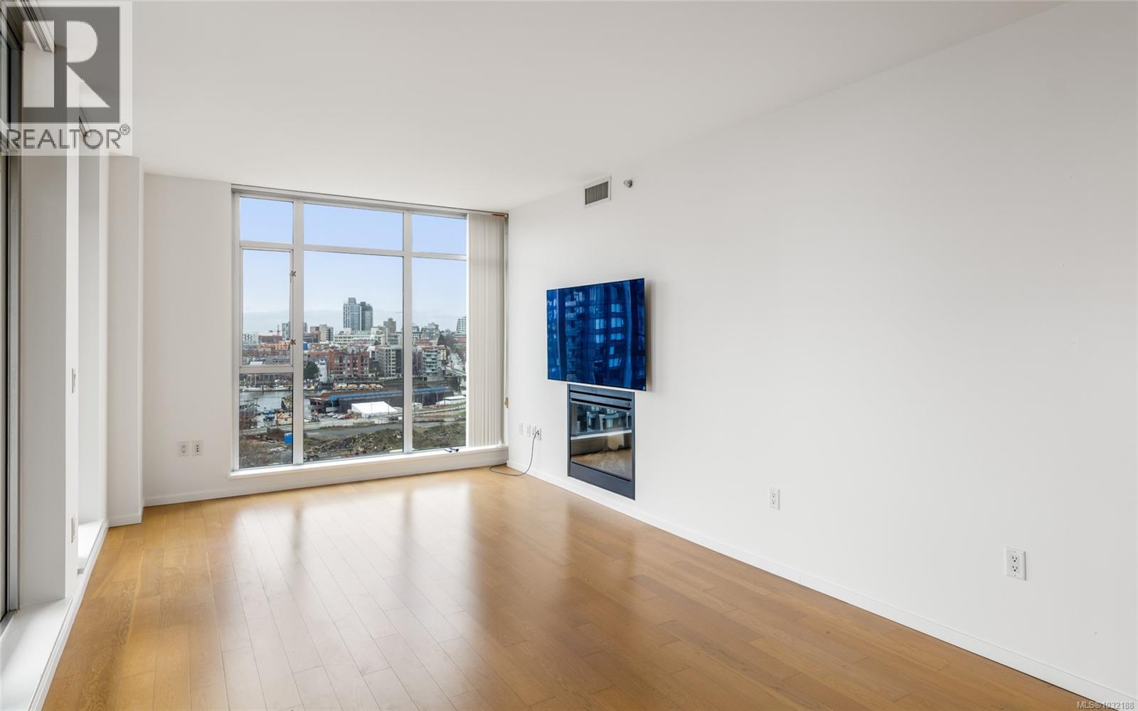 613 100 Saghalie Road, Victoria