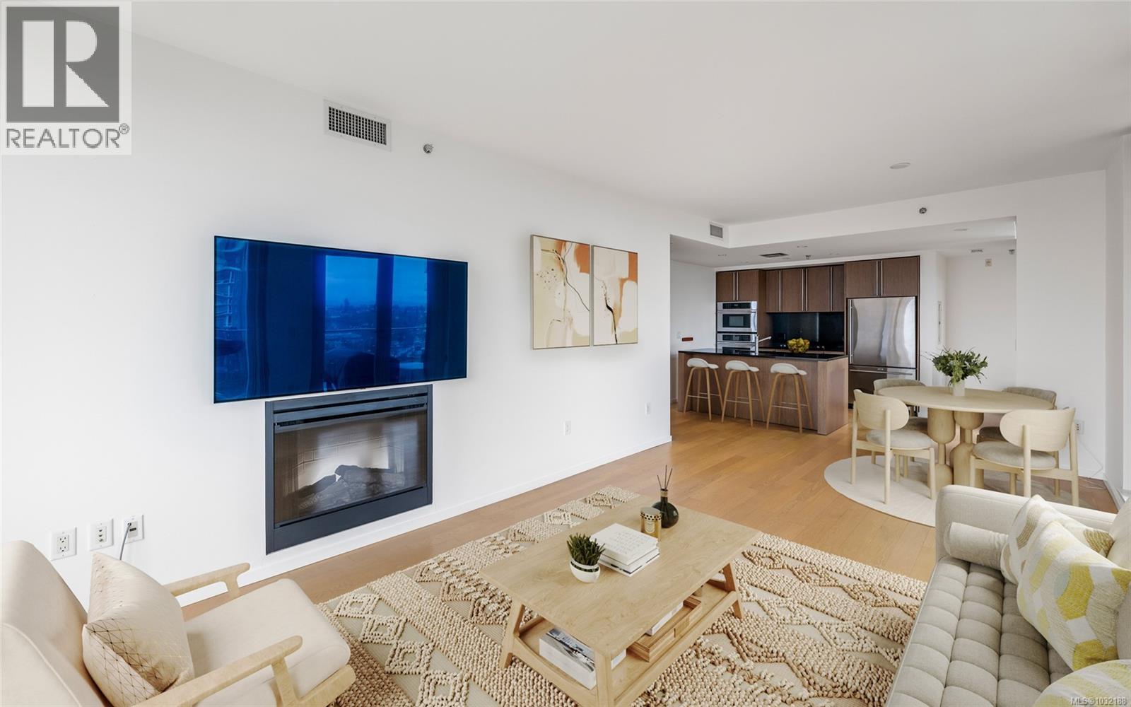 613 100 Saghalie Road, Victoria