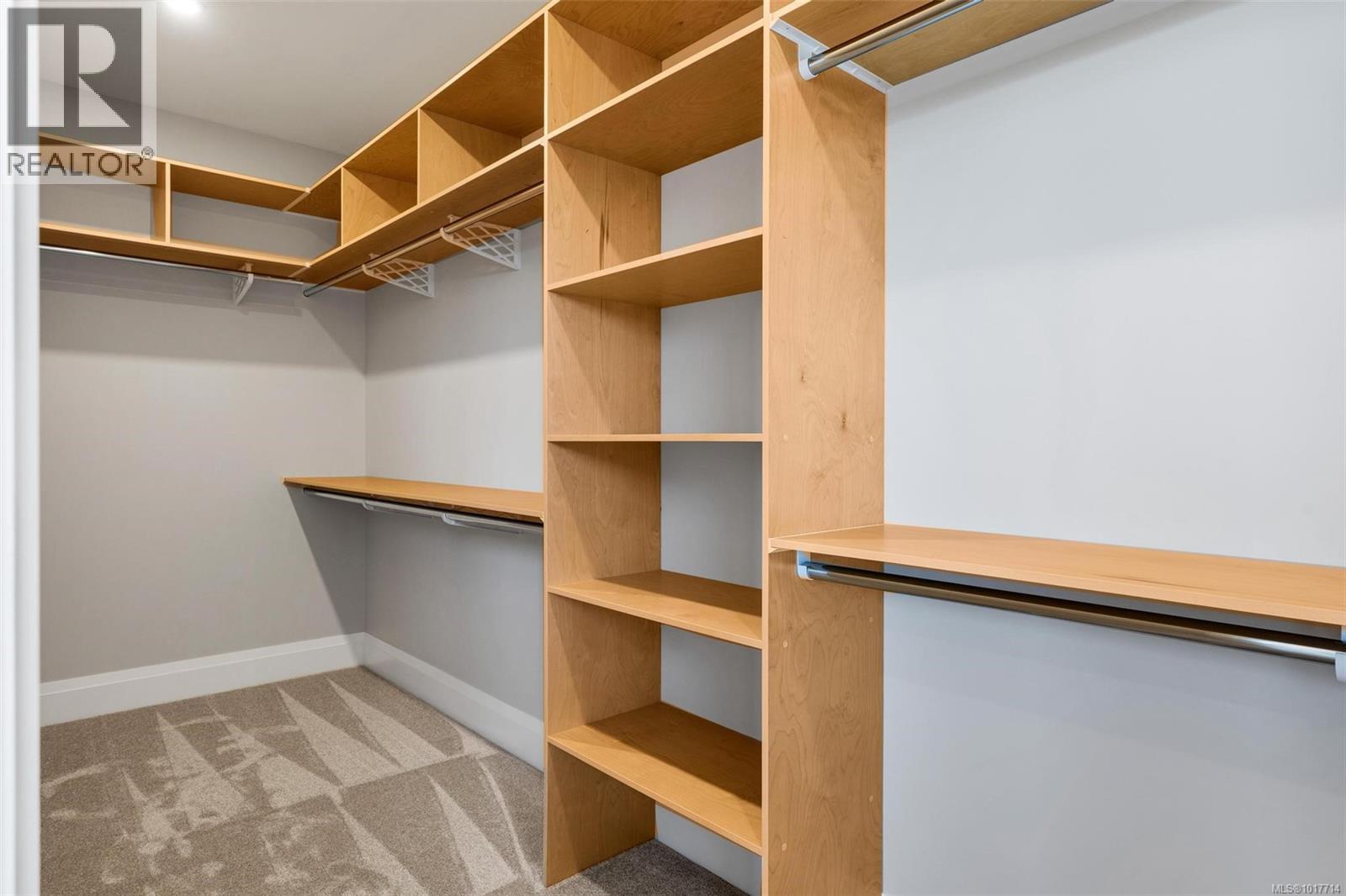 3227 Woodrush Dr, Duncan