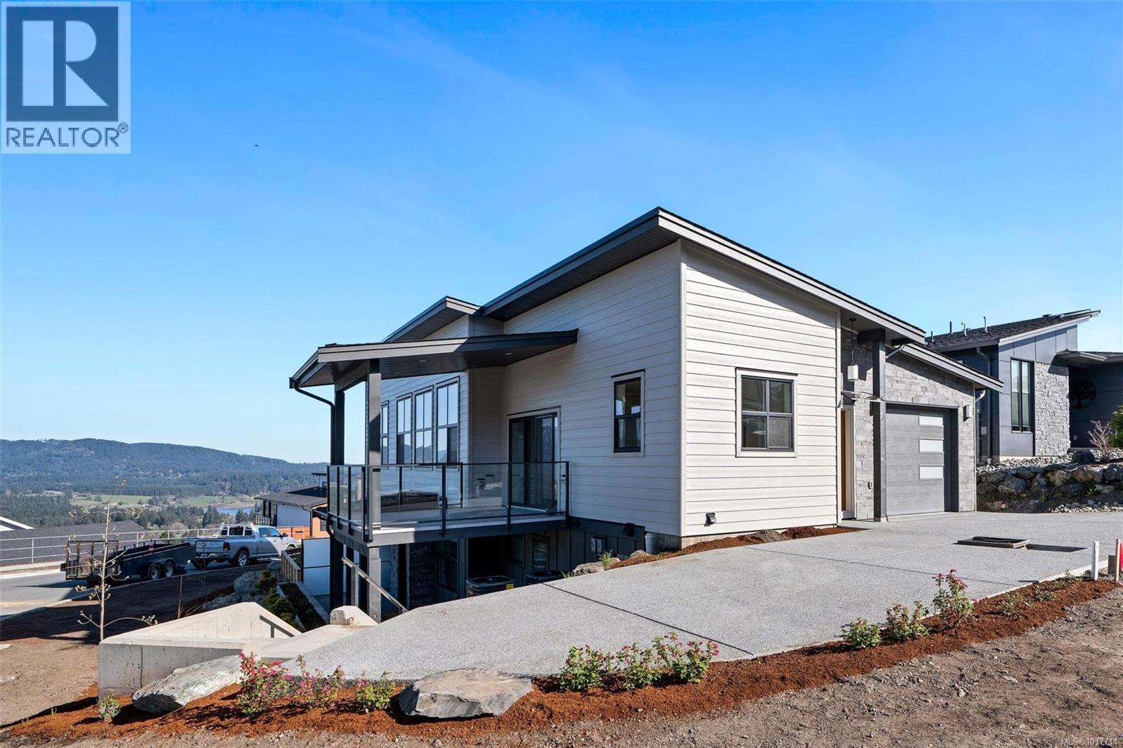 3227 Woodrush Dr, Duncan