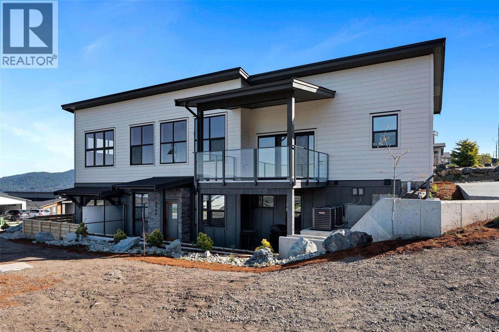 3227 Woodrush Dr - 40