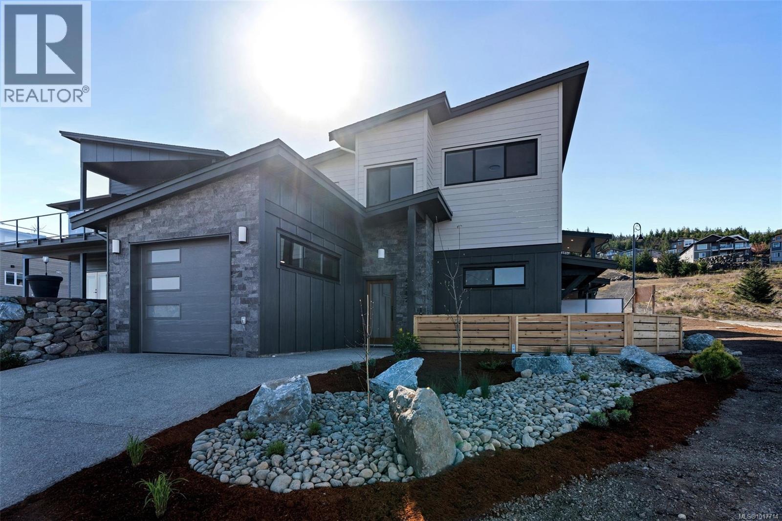 3227 Woodrush Dr, Duncan