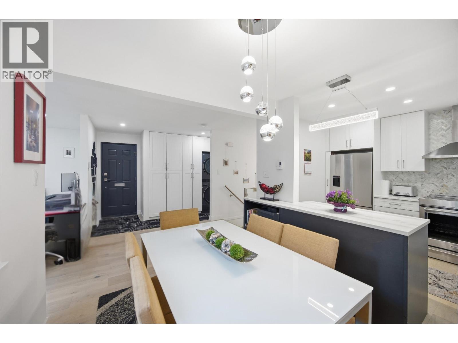 1326 W 7TH AVENUE, Vancouver