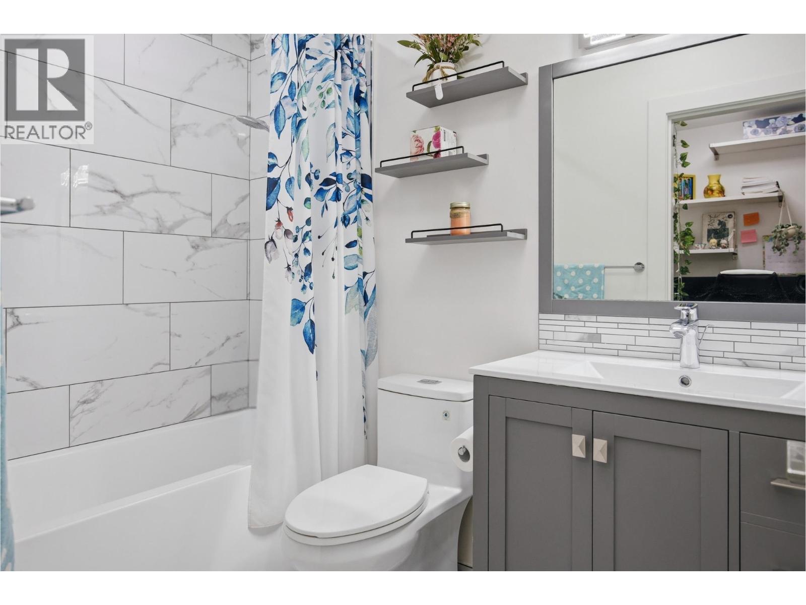 1326 W 7TH AVENUE, Vancouver